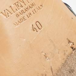 Pre Owned Valentino Black Patent Leather Escape V logo Sandals Size 40