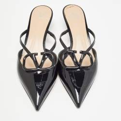 Pre Owned Valentino Black Patent Leather Escape V logo Sandals Size 40