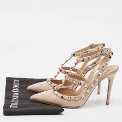 Pre Owned Valentino Beige Patent and Leather Rockstud Pumps Size 37.5 