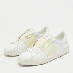 Pre Owned Valentino White Leather Rockstud  Low Top Sneakers 39