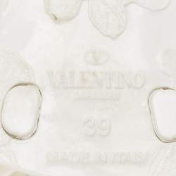 Pre Owned Valentino White Jelly Rockstud Thong Sandals Size 39