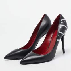 Pre Owned Valentino Black Leather VLTN Pumps Size 39.5