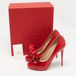 Pre Owned Valentino Red Patent Leather Bow Peep Toe Platform Pumps Size 39