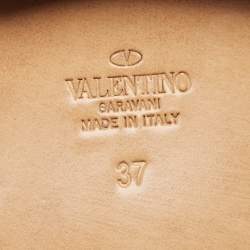 مملوكة مسبقًا Valentino Black Leather Rockstud Ankle Length Boots Size 37