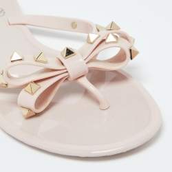Pre Owned Valentino Water Pink Rubber Bow Detail Rockstud Flip Flops Size 38