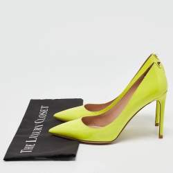 Pre Owned Valentino Neon Yellow Patent Leather One Rockstud Pumps Size 38.5