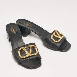 Pre Owned Valentino Black Leather Escape V logo Block Heel Slide Sandals Size 40