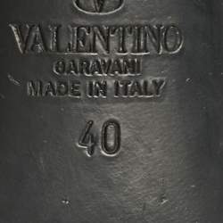 Pre Owned Valentino Black Leather Escape V logo Block Heel Slide Sandals Size 40