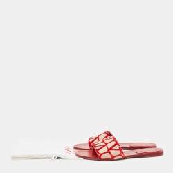 Pre Owned Valentino Red/Cream Canvas and Leather Flat Slides Size 39