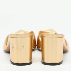 Pre Owned Valentino Gold Leather One Stud Slide Sandals Size 36.5