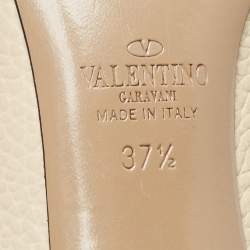 Pre Owned Valentino Cream Leather Rockstud Pointed Toe Pumps Size 37.5
