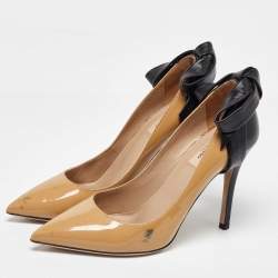 Valentino Beige/Black Leather and Patent Bow Pointed Toe Pumps Size 38.5