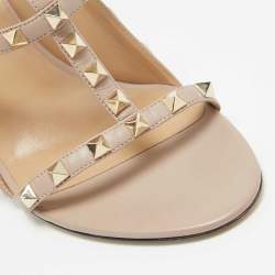 Pre Owned Valentino Beige/Black Patent and Leather Rockstud Ankle Strap Sandals Size 40.5