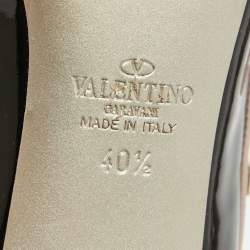 Pre Owned Valentino Beige/Black Patent and Leather Rockstud Ankle Strap Sandals Size 40.5