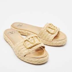 Pre Owned Valentino Beige Raffia Escape V logo Flat Sandals Size 40