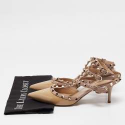 Valentino Beige Patent and Leather Rockstud Pumps Size 40