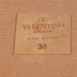 Pre Owned Valentino Red Fur Rockstud Slide Flats Size 38