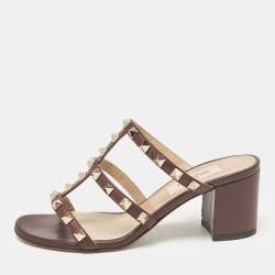 Pre Owned Valentino Burgundy Leather Rockstud Slide Sandals Size 34