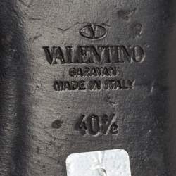 Pre Owned Valentino Yellow Leather Roman Stud Flat Sandals Size 40.5