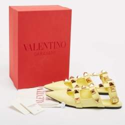 Pre Owned Valentino Yellow Leather Roman Stud Flat Sandals Size 40.5