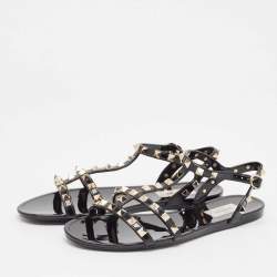 Pre Owned Valentino Black Rubber Rockstud Flat Sandals Size 39