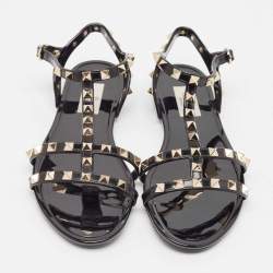Pre Owned Valentino Black Rubber Rockstud Flat Sandals Size 39