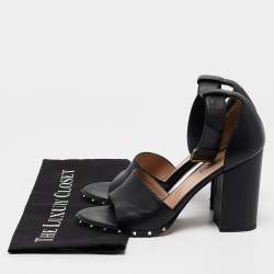 Pre Owned Valentino Black Leather Soul Rockstud Block Heel Ankle Strap Sandals Size 39