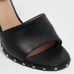 Pre Owned Valentino Black Leather Soul Rockstud Block Heel Ankle Strap Sandals Size 39