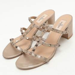 Pre Owned Valentino Metallic Gold Leather Rockstud Slide Sandals Size 40