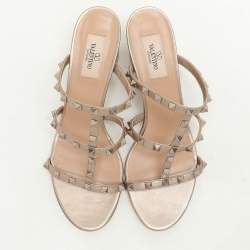 Pre Owned Valentino Metallic Gold Leather Rockstud Slide Sandals Size 40