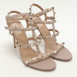 Pre Owned Valentino Beige Patent Leather Rockstud Ankle Strap Sandals Size 39.5