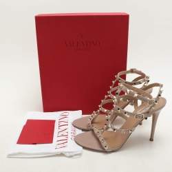 Pre Owned Valentino Beige Patent Leather Rockstud Ankle Strap Sandals Size 39.5