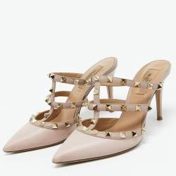 مملوكة مسبقًا Valentino Beige Leather Rockstud Pointed Toe Mules Size 36.5