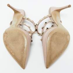 مملوكة مسبقًا Valentino Beige Leather Rockstud Pointed Toe Mules Size 36.5