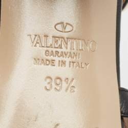 Pre Owned Valentino Black Leather Rockstud Slide Sandals Size 39.5