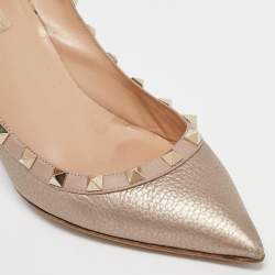 Pre Owned Valentino Rose Gold Leather Rockstud Pumps Size 38.5