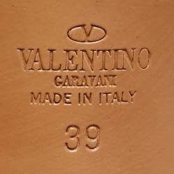 Pre Owned Valentino Beige Leather Ankle Strap Sandals Size 39