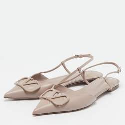 Pre Owned Valentino Beige Leather Escape V logo Slingback Sandals Size 39.5