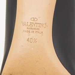 Pre Owned Valentino Black Leather Escape V logo Pumps Size 40.5
