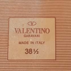 Pre Owned Valentino White Mink Fur Rockstud Flat Slides Size 38.5