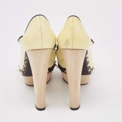 Valentino Cream/Black Patent Leather Wooden Platform Rockstud Pumps Size 39