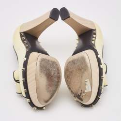 Valentino Cream/Black Patent Leather Wooden Platform Rockstud Pumps Size 39