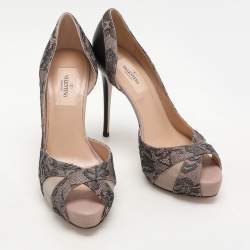 Pre Owned Valentino Beige/Black Lace and Leather Peep Toe Platform Pumps Size 36