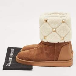 مملوكة مسبقًا Valentino Brown/Cream Suede and Wool Roman Stud Winter Boots Size 40
