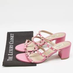 Pre Owned Valentino Pink Leather Rockstud Slide Sandals Size 40