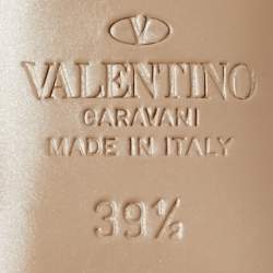 Pre Owned Valentino Beige Leather Rockstud Pointed Toe Mules Size 39.5