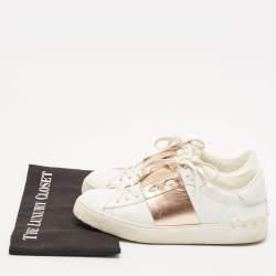 Pre Owned Valentino White/Gold Leather Rockstud Low Top Sneakers Size 39