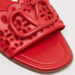 Pre Owned Valentino Red Leather Escape V logo Slide Flats Size 38