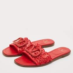 Pre Owned Valentino Red Leather Escape V logo Slide Flats Size 38