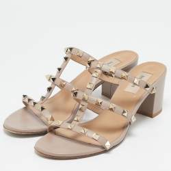 Pre Owned Valentino Beige Leather Rockstud Slide Sandals Size 38.5